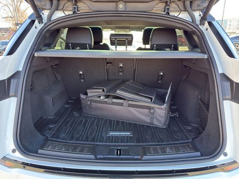 Used 2022 Land Rover Range Rover Evoque R-Dynamic SE image 25