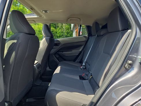 Used 2025 Subaru Crosstrek 2.5i Premium AWD/4WD image 33