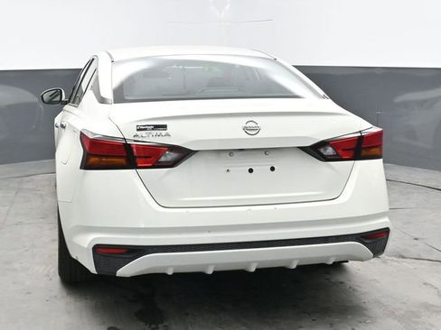 Used 2021 Nissan Altima 2.5 S FWD image 5