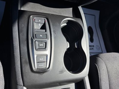 Used 2022 Honda Pilot Sport image 28