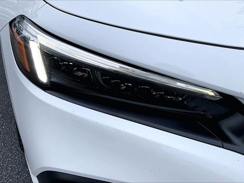 Used 2022 Honda Civic Sport image 27