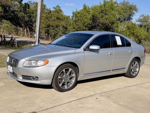 Used 2010 Volvo S80 3.2 image 4