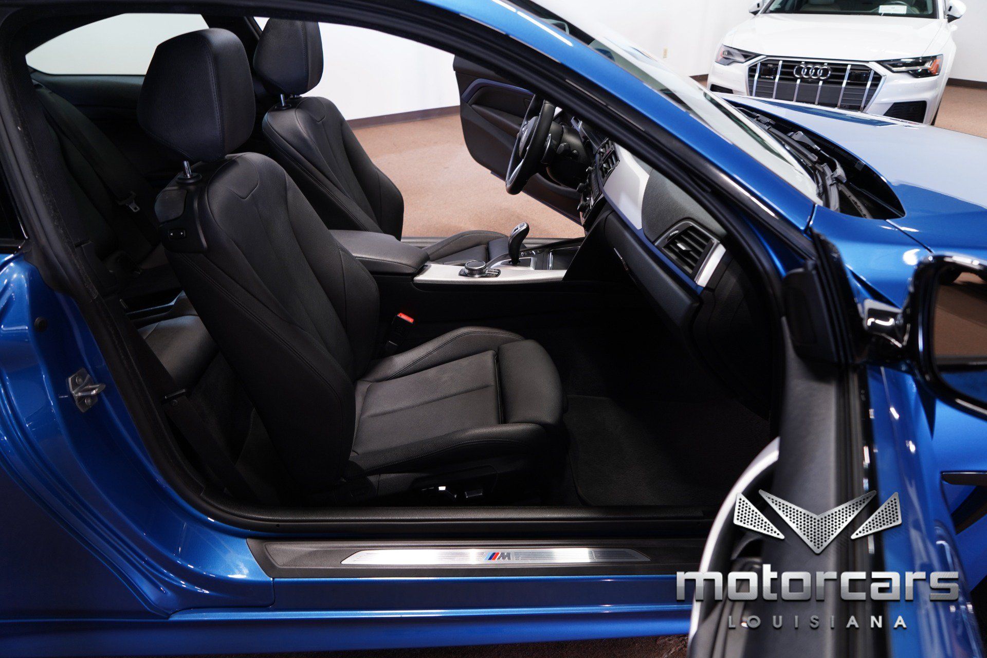 Used 2020 BMW 430i Coupe w/ M Sport Package RWD image 31