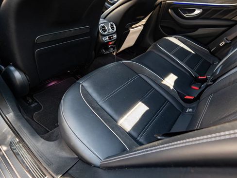 Used 2018 Mercedes-Benz E 63 AMG S image 28