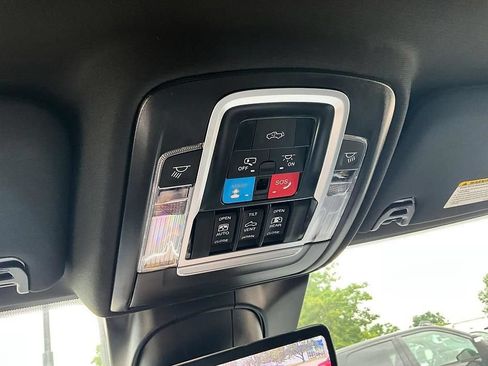 New 2026 RAM 3500 Limited AWD/4WD image 32