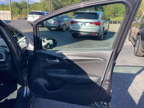 Used 2015 Honda Fit EX image 20