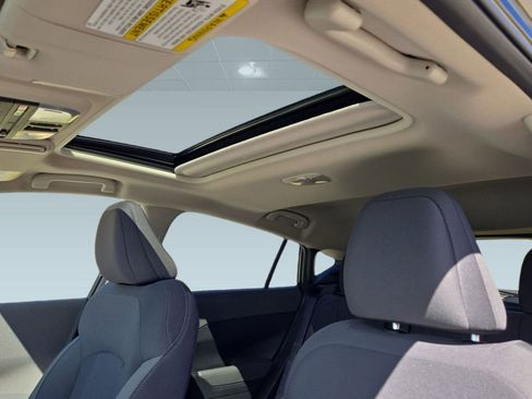 New 2025 Subaru Crosstrek 2.0i Premium image 11