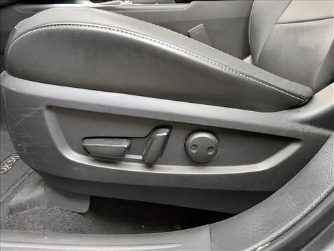 Used 2020 INFINITI QX50 Luxe w/ Navigation Package AWD/4WD image 14