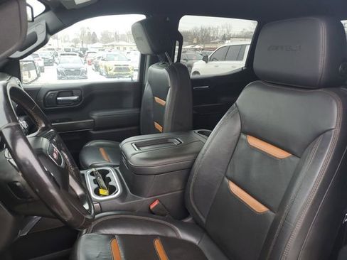Used 2021 GMC Sierra 1500 AT4 w/ Off-Road Performance Package image 6