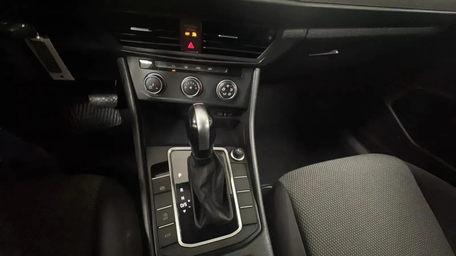 Used 2021 Volkswagen Jetta S FWD image 33