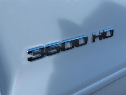 Used 2016 Chevrolet Silverado 3500 LT w/ LT Convenience Package image 19