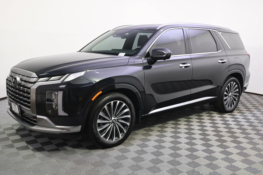 Used 2023 Hyundai Palisade Calligraphy AWD/4WD image 2