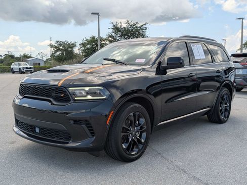Used 2023 Dodge Durango R/T w/ Hemi Orange Plus Package RWD image 10