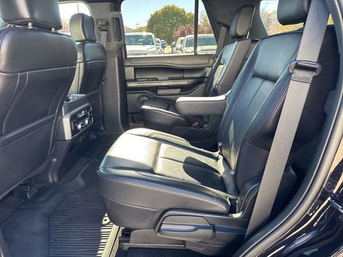 Used 2020 Ford Expedition XLT w/ Equipment Group 202A image 17