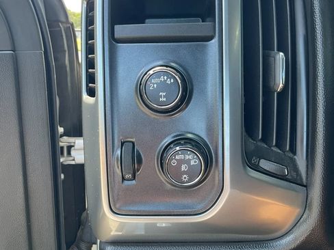 Used 2017 Chevrolet Silverado 1500 LT w/ All Star Edition AWD/4WD image 40