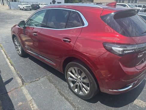 Used 2022 Buick Envision Avenir w/ Safety Package FWD image 5