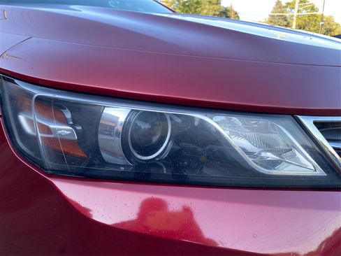 Used 2019 Chevrolet Impala LT image 20