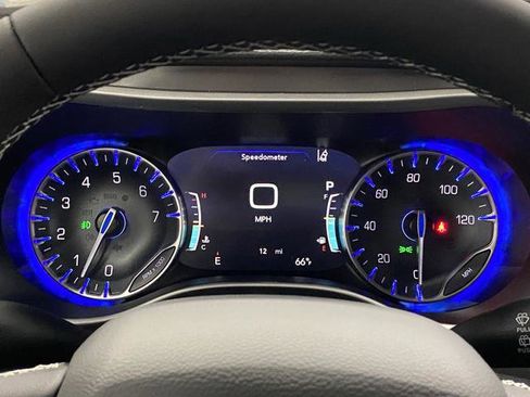 New 2026 Chrysler Pacifica Select w/ S Appearance Package image 17