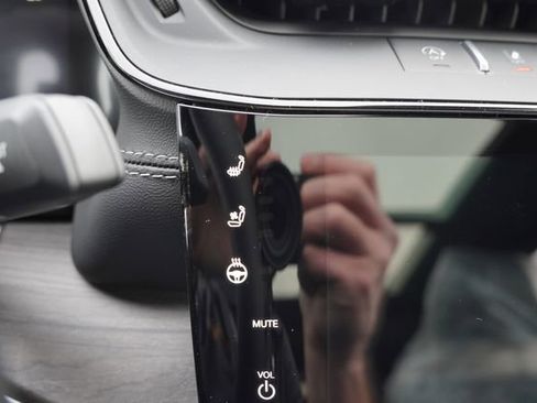 New 2026 Jeep Grand Cherokee Limited image 15