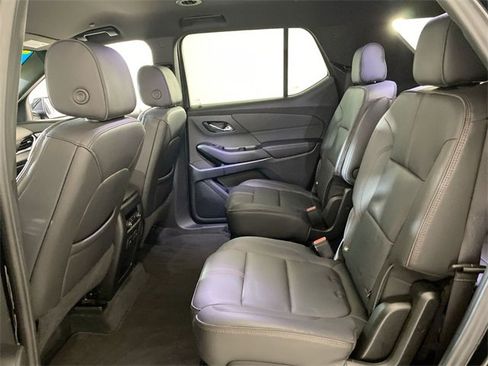 Certified 2023 Chevrolet Traverse RS image 28