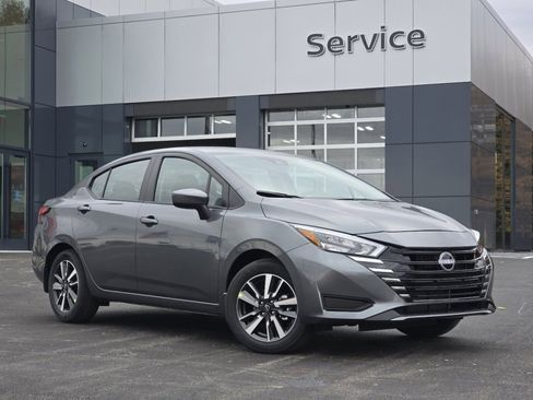 New 2025 Nissan Versa SV w/ Trunk Package image 2