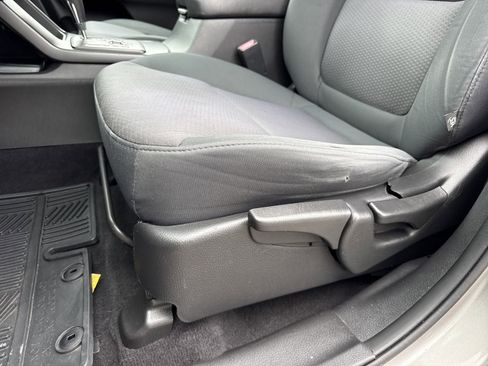 Used 2013 Kia Sorento LX FWD image 16