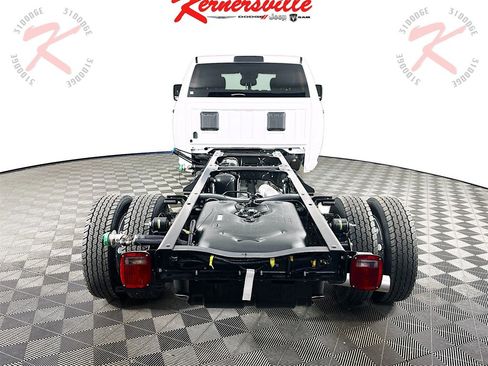 New 2026 RAM 5500 Tradesman image 6