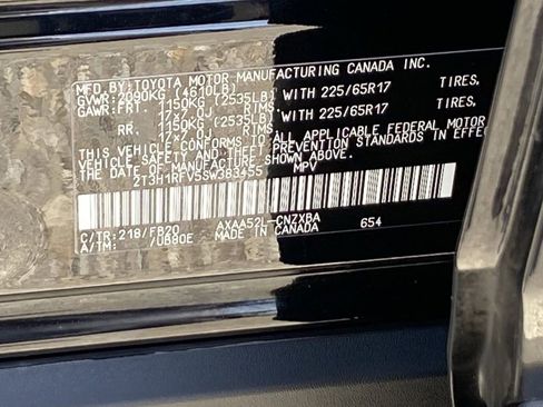 Certified 2025 Toyota RAV4 LE image 36