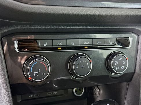 Used 2024 Volkswagen Tiguan S image 22