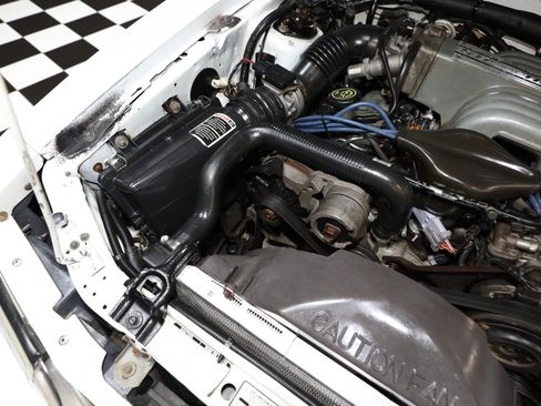 Used 1991 Ford Mustang LX RWD image 80