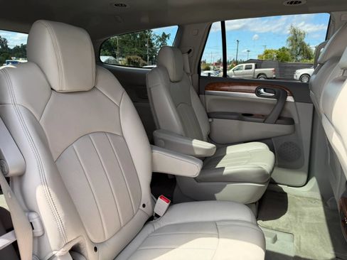 Used 2009 Buick Enclave CXL w/ Entertainment Package #4 AWD/4WD image 24