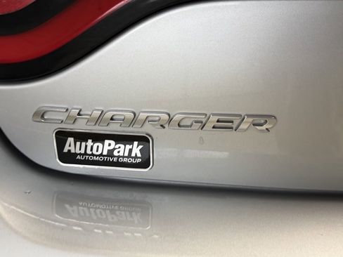 Used 2022 Dodge Charger SXT image 9