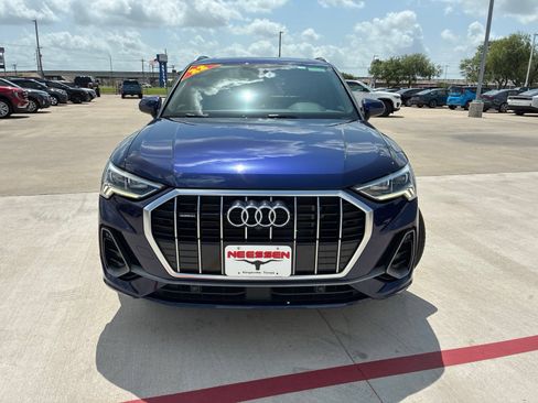 Used 2022 Audi Q3 2.0T Premium Plus AWD/4WD image 2