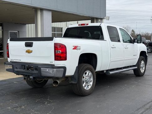 Used 2014 Chevrolet Silverado 2500 LTZ w/ LTZ Plus Package image 3