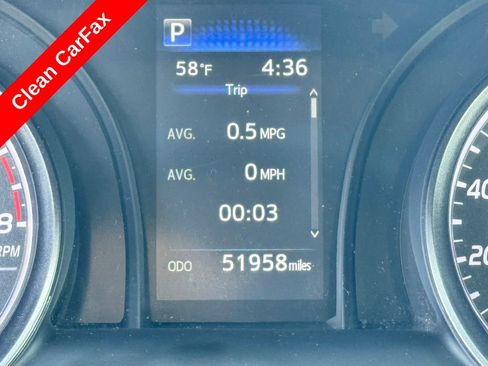 Used 2024 Toyota Camry SE image 4