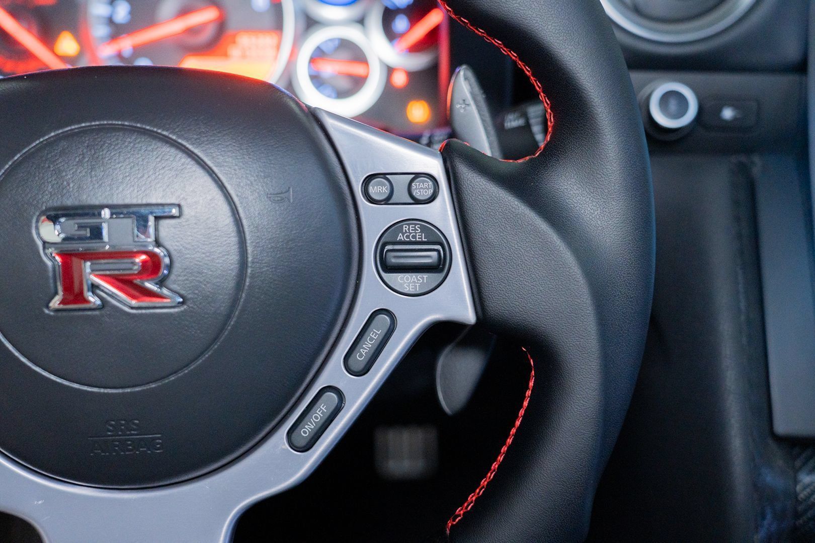 Used 2009 Nissan GT-R Premium AWD/4WD image 42