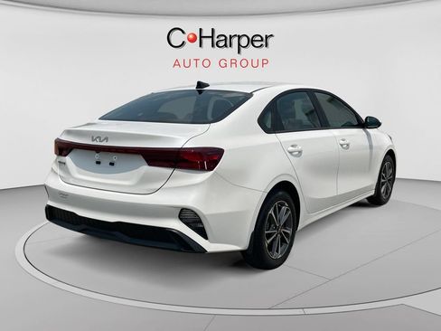 Certified 2023 Kia Forte LXS w/ LXS Technology Package FWD image 3