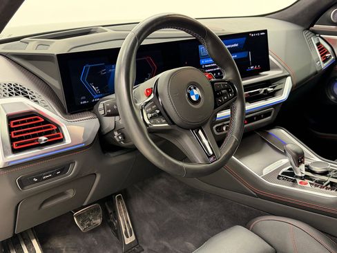 Certified 2024 BMW XM Label Red image 4