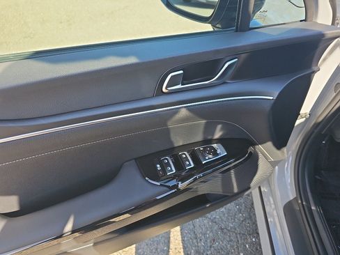 New 2026 Kia K5 GT-Line image 9