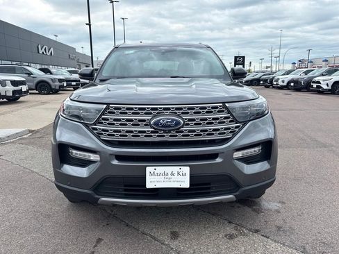 Used 2021 Ford Explorer Limited w/ Equipment Group 301A AWD/4WD image 2