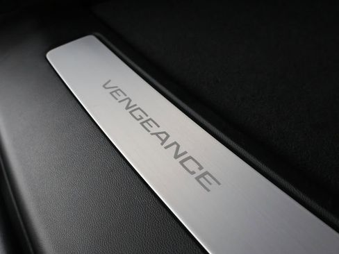 Used 2023 Cadillac Escalade Premium Luxury image 75