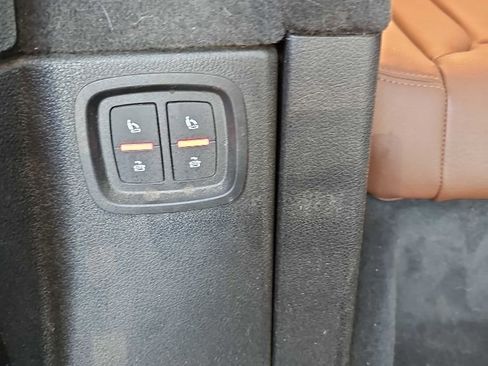 Used 2018 Audi Q7 3.0T Prestige w/ Prestige Package image 21