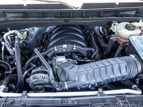 Certified 2025 GMC Yukon XL Denali AWD/4WD image 37