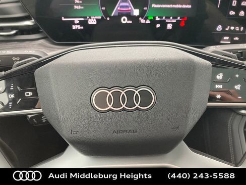 Used 2025 Audi Q5 Premium Plus w/ Premium Plus image 41