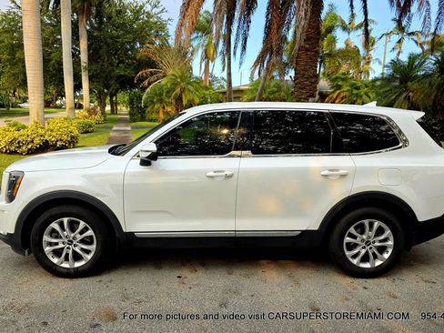 Used 2021 Kia Telluride LX FWD image 10