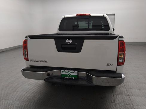 Used 2019 Nissan Frontier SV RWD image 7