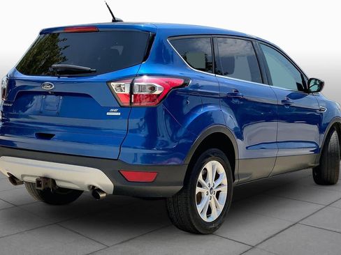 Used 2017 Ford Escape SE FWD image 13