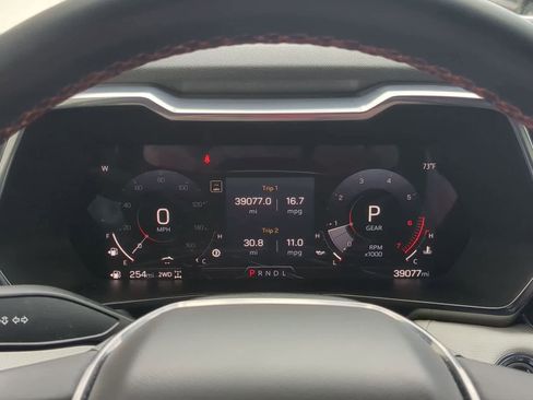 Used 2023 GMC Canyon AT4X image 32