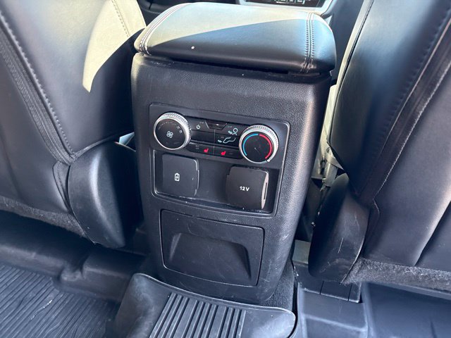 Used 2022 Ford Explorer XLT w/ Equipment Group 202A AWD/4WD image 26