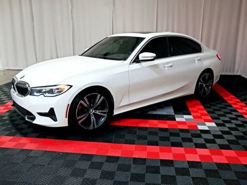 Used 2021 BMW 330i Sedan w/ Driving Assistance Package RWD image 2